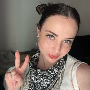 Meet your Posher, Hannah